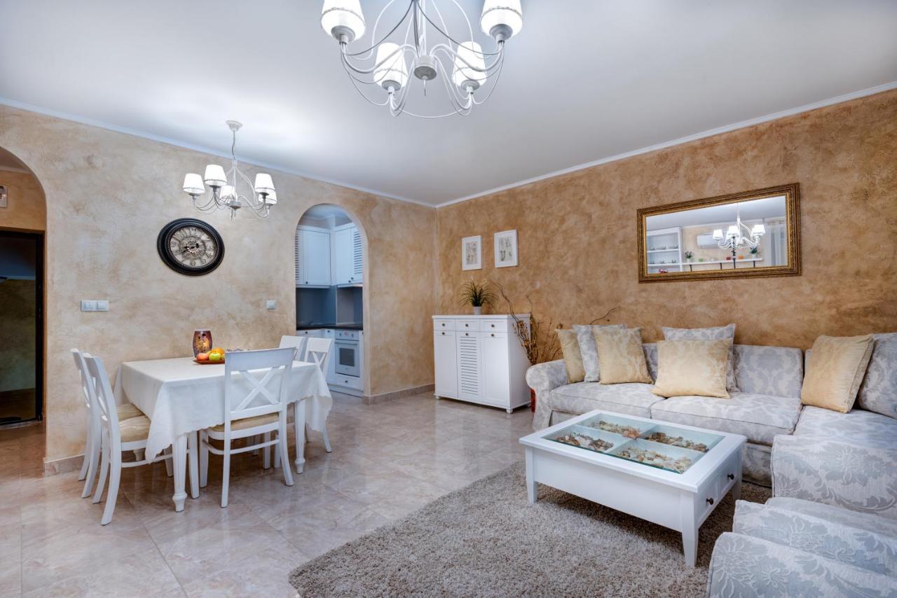 Esteban Vip Residence Club Nesebar Bagian luar foto